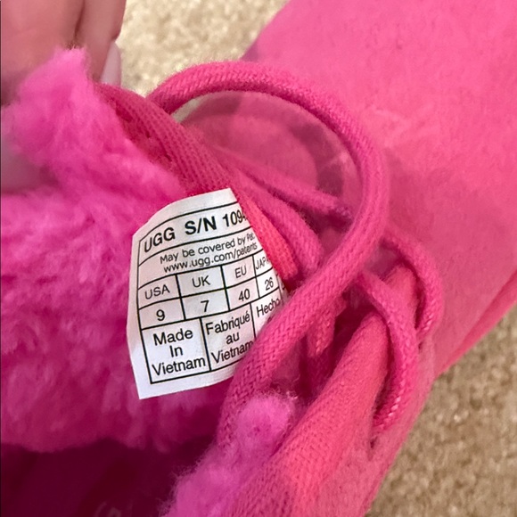 UGG Fuchsia Boots - Picture 5 of 5